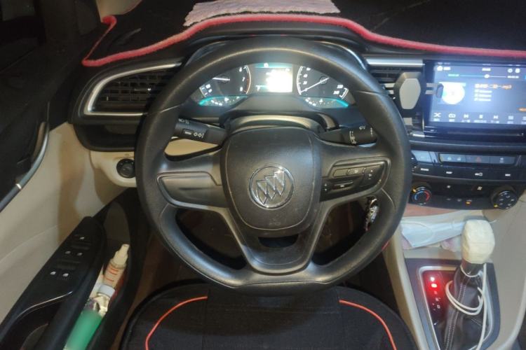 Used Buick GT 2016 15N Automatic Elite Edition Steering Wheel