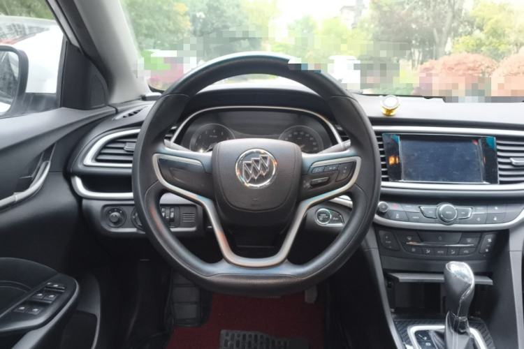Used Buick GT 2016 15N Automatic Luxury Edition Steering Wheel