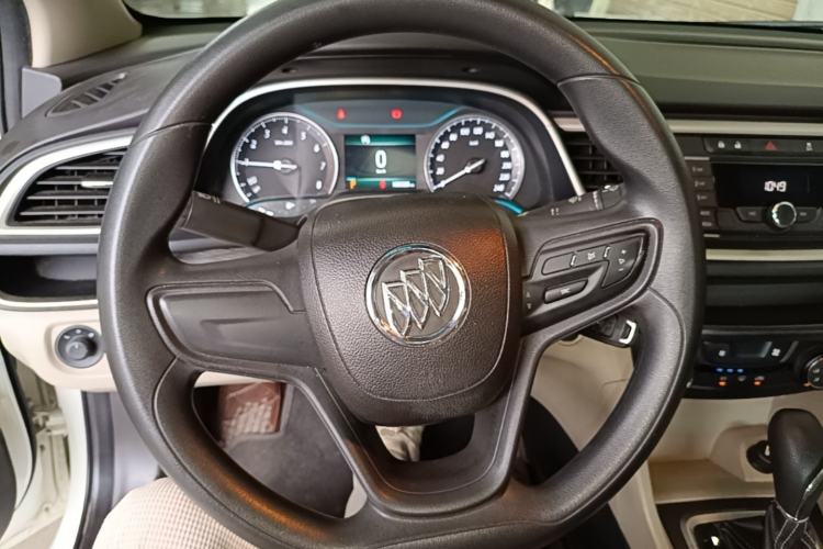 Used Buick GT 2016 15N Automatic Elite Edition Steering Wheel