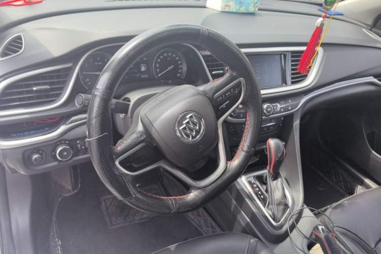 Used Buick GT 2016 15N Automatic Elite Edition Steering Wheel