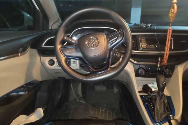 Used Buick GT 2016 15N Automatic Elite Edition Steering Wheel