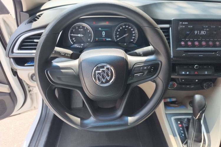 Used Buick GT 2016 15N Automatic Elite Edition Steering Wheel