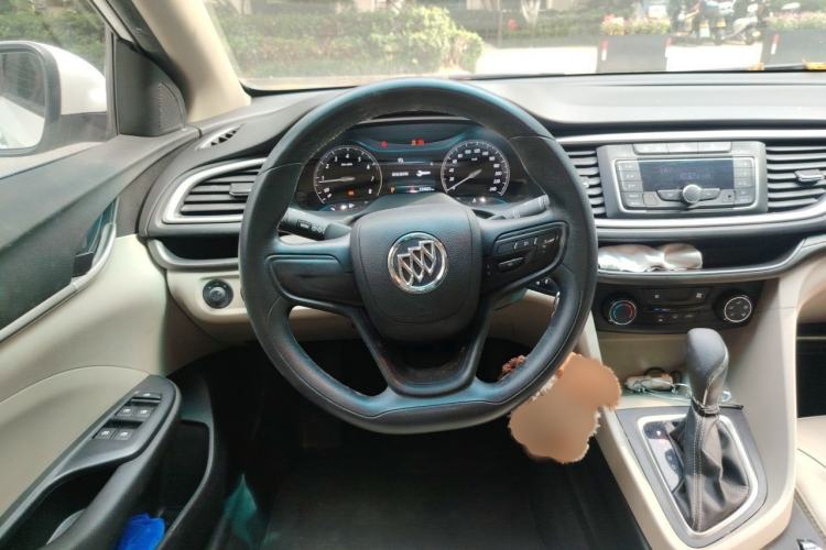 Used Buick GT 2016 15N Automatic Elite Edition Steering Wheel