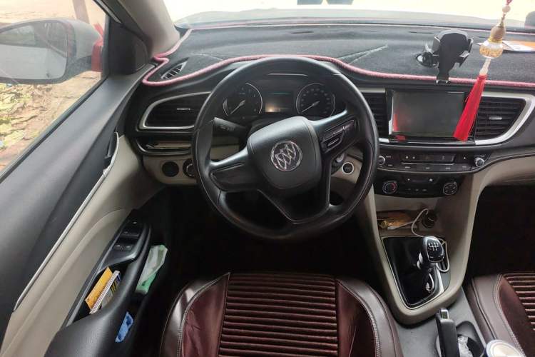 Used Buick GT 2016 15N Manual Elite Edition Steering Wheel