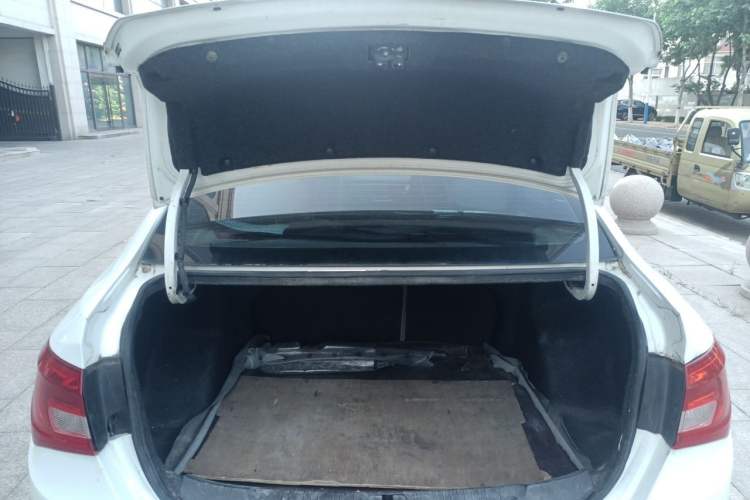 Used Buick GT 2016 15N Automatic Elite Edition Trunk