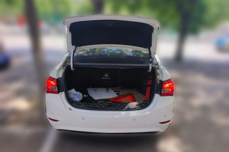 Used Buick GT 2016 15N Automatic Elite Edition Trunk