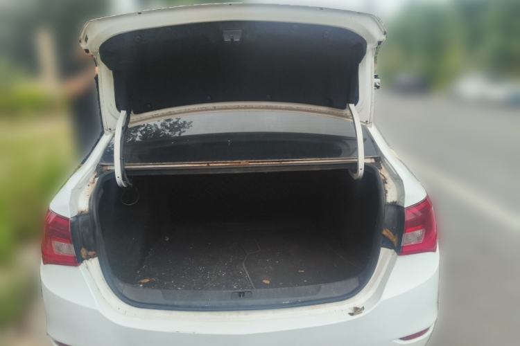 Used Buick GT 2016 15N Automatic Entry-Level Trim Trunk