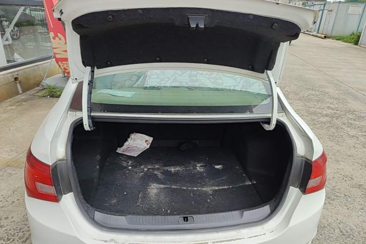 Used Buick GT 2016 15N Automatic Entry-Level Trim Trunk