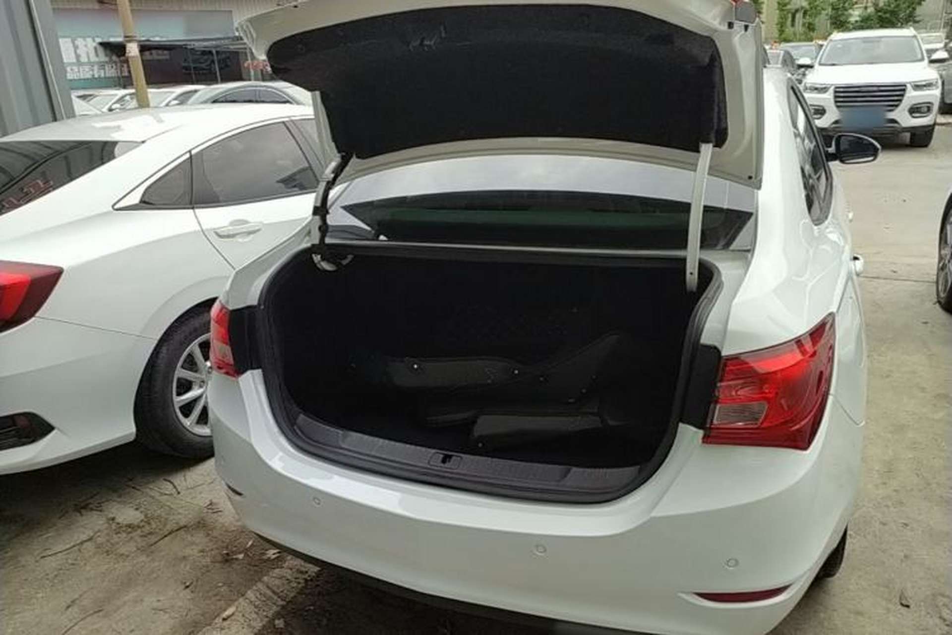 Used Buick GT 2016 15N Automatic Elite Edition Trunk
