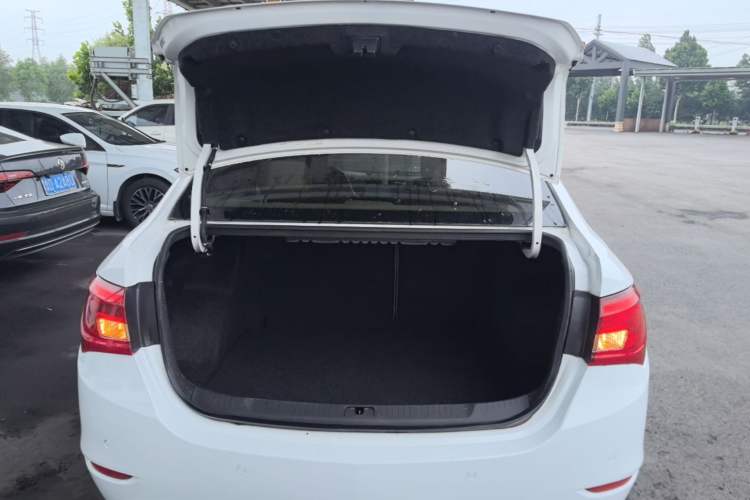Used Buick GT 2016 15N Automatic Elite Edition Trunk