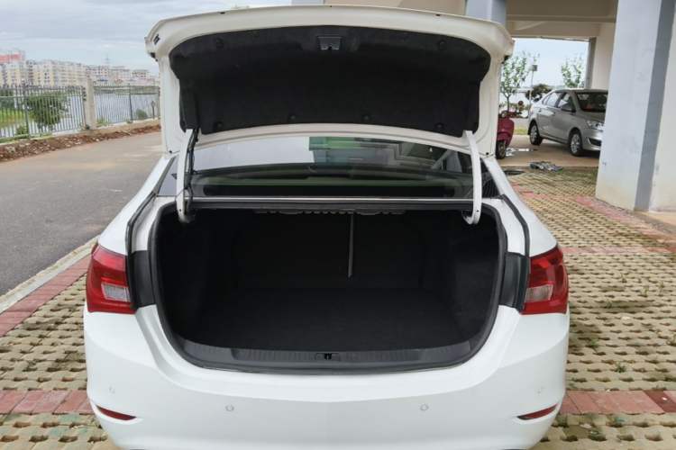 Used Buick GT 2016 15N Automatic Elite Edition Trunk