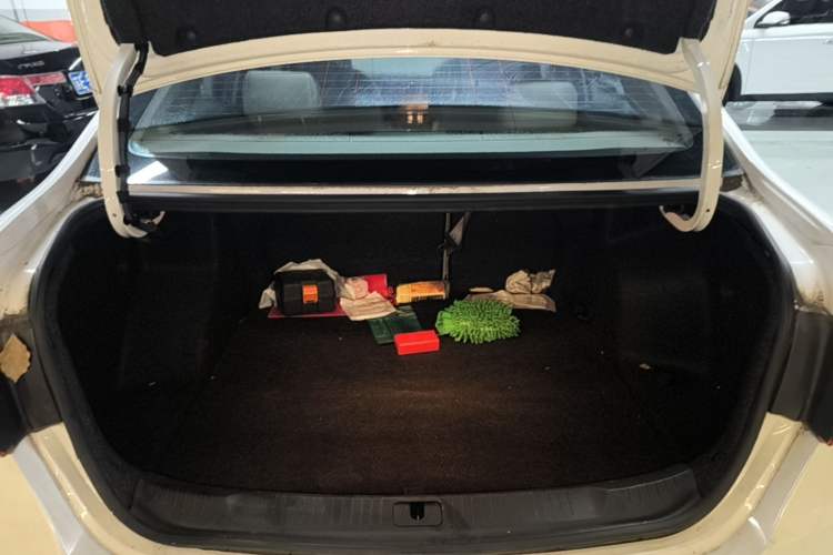 Used Buick GT 2016 15N Automatic Elite Edition Trunk