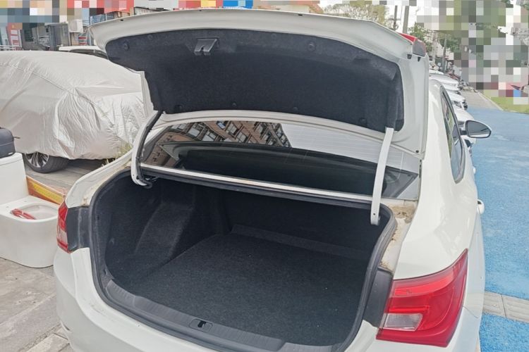 Used Buick GT 2016 15N Automatic Entry-Level Trim Trunk