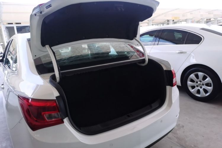 Used Buick GT 2016 15N Automatic Luxury Edition Trunk