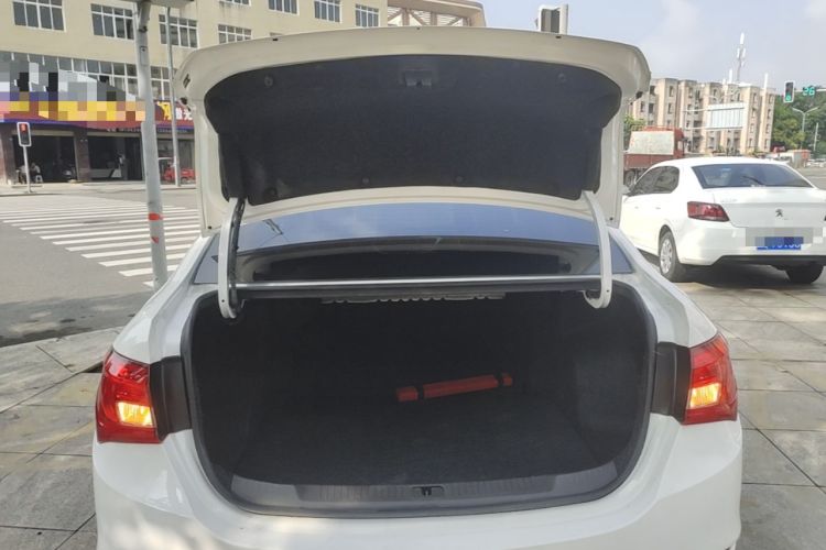 Used Buick GT 2016 15N Automatic Entry-Level Trim Trunk