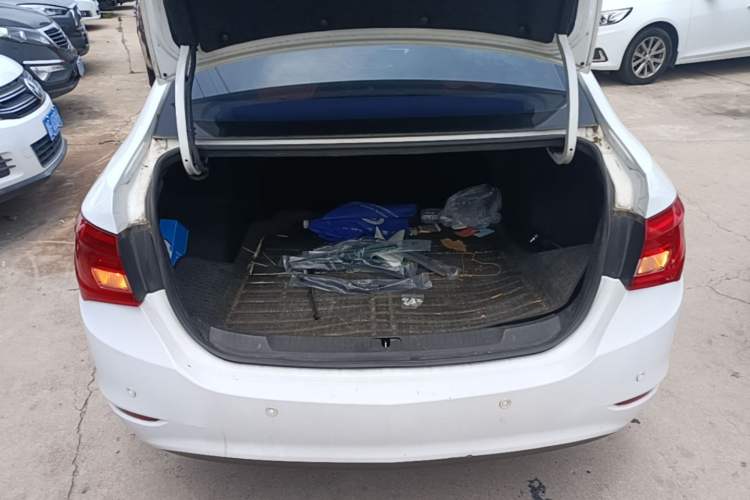Used Buick GT 2016 15N Automatic Entry-Level Trim Trunk