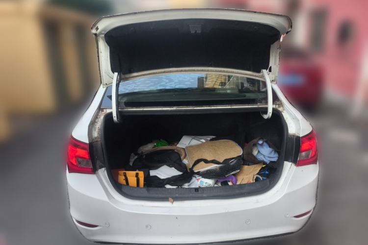 Used Buick GT 2016 15N Manual Entry-Level Trim Trunk
