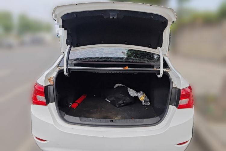Used Buick GT 2016 15N Automatic Entry-Level Trim Trunk