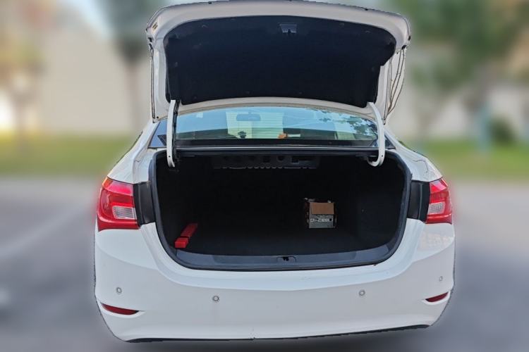 Used Buick GT 2016 15N Manual Elite Edition Trunk