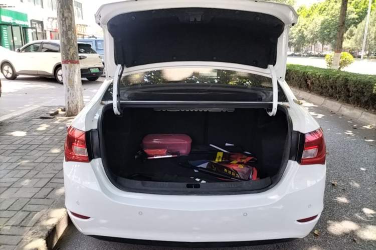 Used Buick GT 2016 15N Automatic Luxury Edition Trunk