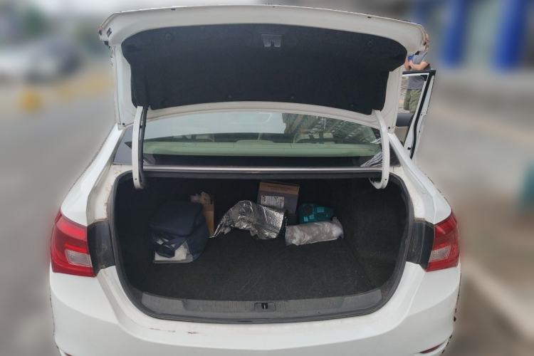 Used Buick GT 2016 15N Manual Entry-Level Trim Trunk