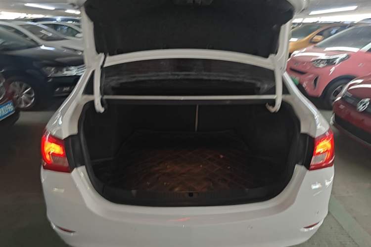 Used Buick GT 2016 15N Automatic Elite Edition Trunk