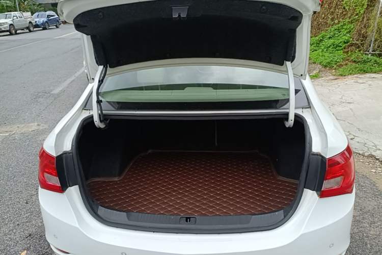 Used Buick GT 2016 15N Automatic Elite Edition Trunk