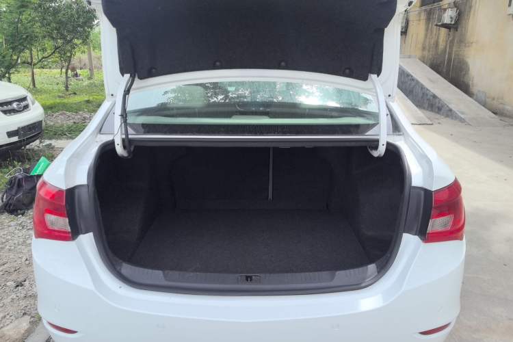 Used Buick GT 2016 15N Automatic Elite Edition Trunk