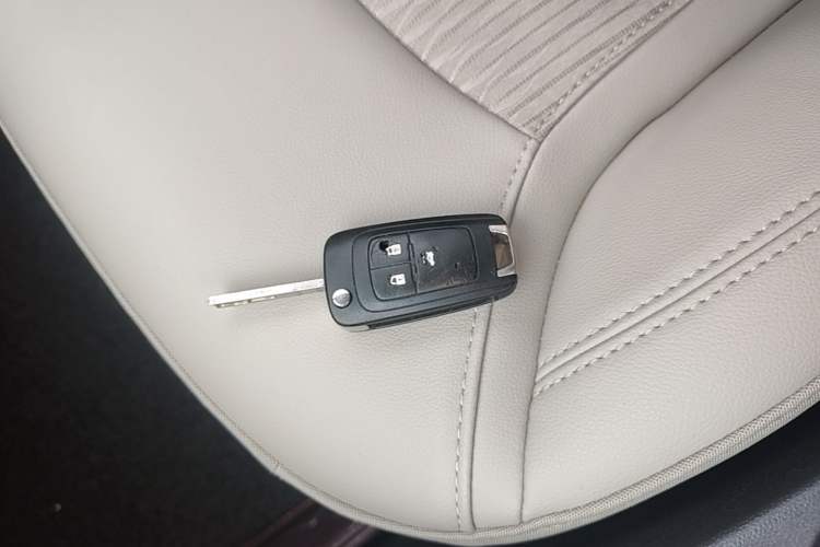Used Buick GT 2016 15N Automatic Elite Edition Vehicle Key