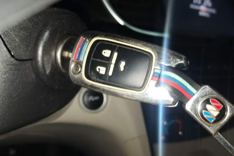 Used Buick GT 2016 15N Automatic Entry-Level Trim Vehicle Key