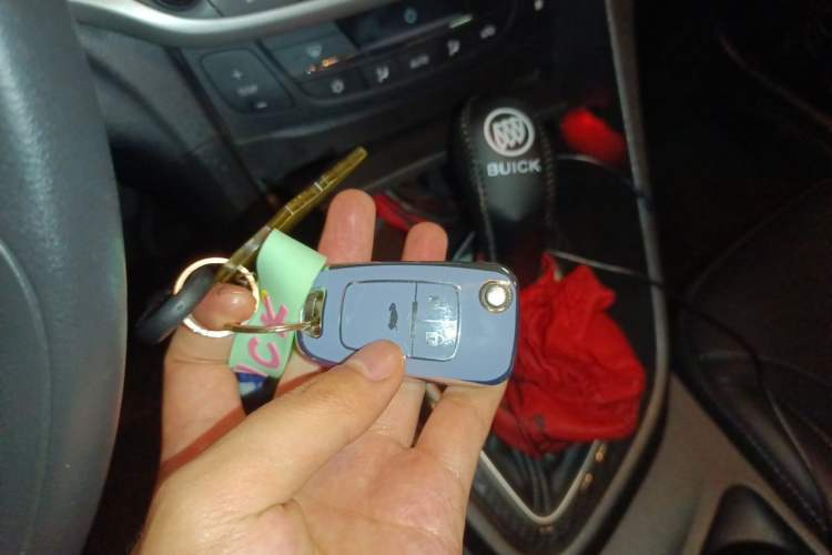 Used Buick GT 2016 15N Automatic Luxury Edition Vehicle Key