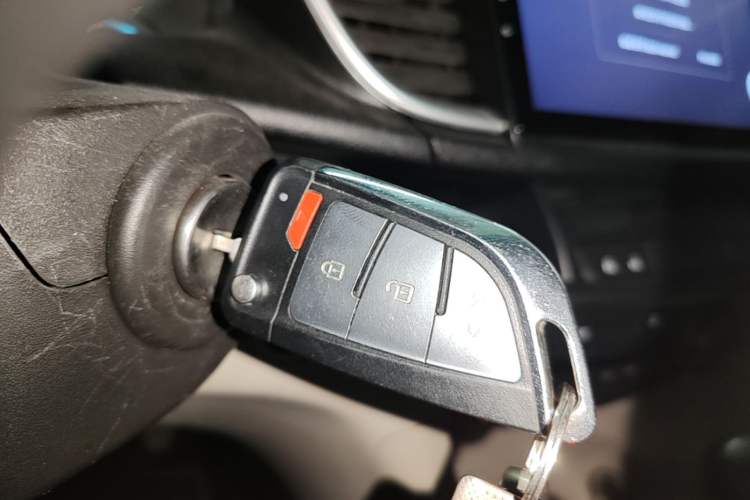 Used Buick GT 2016 15N Automatic Elite Edition Vehicle Key
