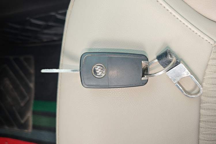 Used Buick GT 2016 15N Automatic Elite Edition Vehicle Key