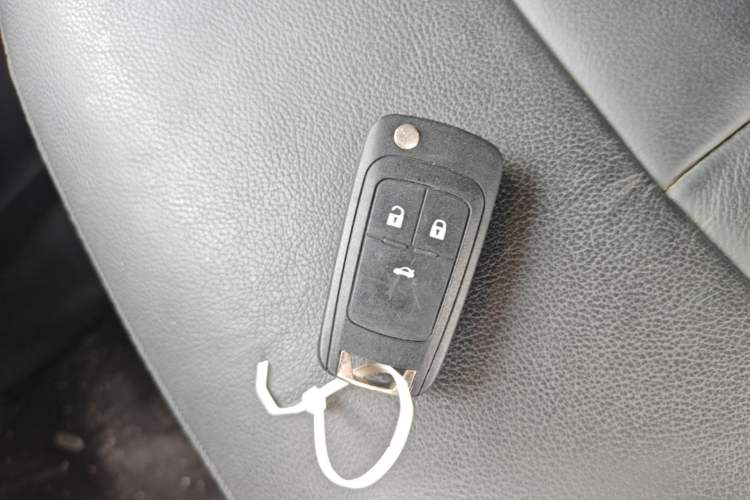 Used Buick GT 2016 18T Dual-Clutch Luxury Model Vehicle Key