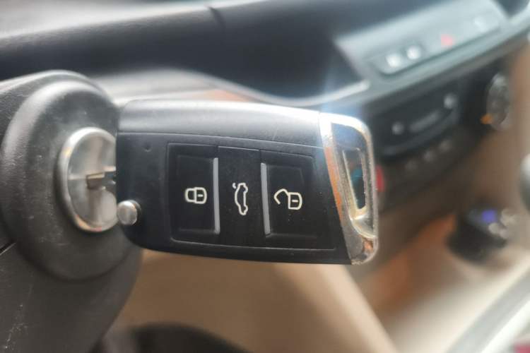 Used Buick GT 2016 15N Automatic Entry-Level Trim Vehicle Key