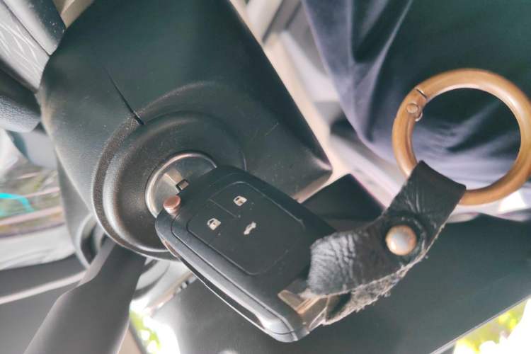Used Buick GT 2016 15N Automatic Elite Edition Vehicle Key