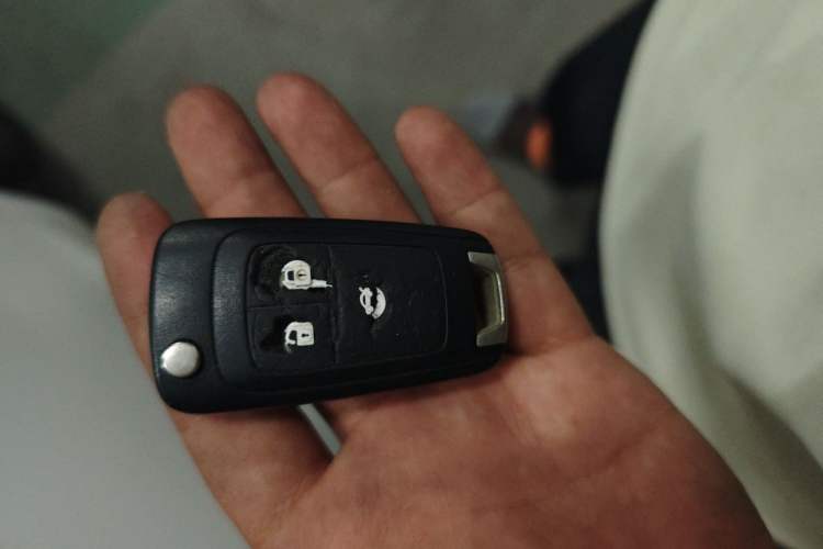 Used Buick GT 2016 15N Automatic Elite Edition Vehicle Key