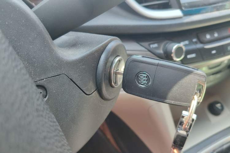 Used Buick GT 2016 15N Automatic Elite Edition Vehicle Key