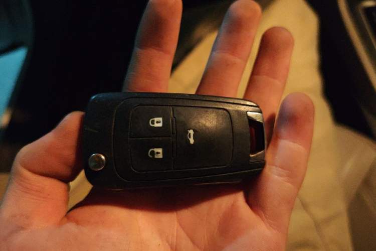 Used Buick GT 2016 15N Automatic Elite Edition Vehicle Key