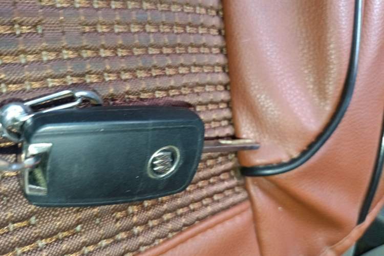 Used Buick GT 2016 15N Automatic Luxury Edition Vehicle Key