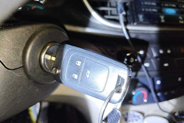 Used Buick GT 2016 15N Automatic Elite Edition Vehicle Key