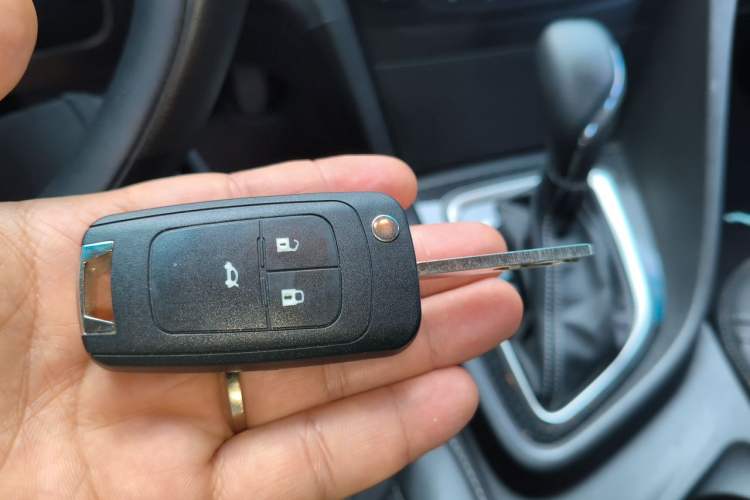 Used Buick GT 2016 15N Automatic Luxury Edition Vehicle Key