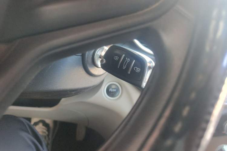 Used Buick GT 2016 18T Dual-Clutch Elite Model Vehicle Key