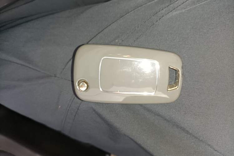 Used Buick GT 2016 15N Automatic Elite Edition Vehicle Key