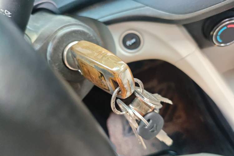 Used Buick GT 2016 15N Automatic Elite Edition Vehicle Key