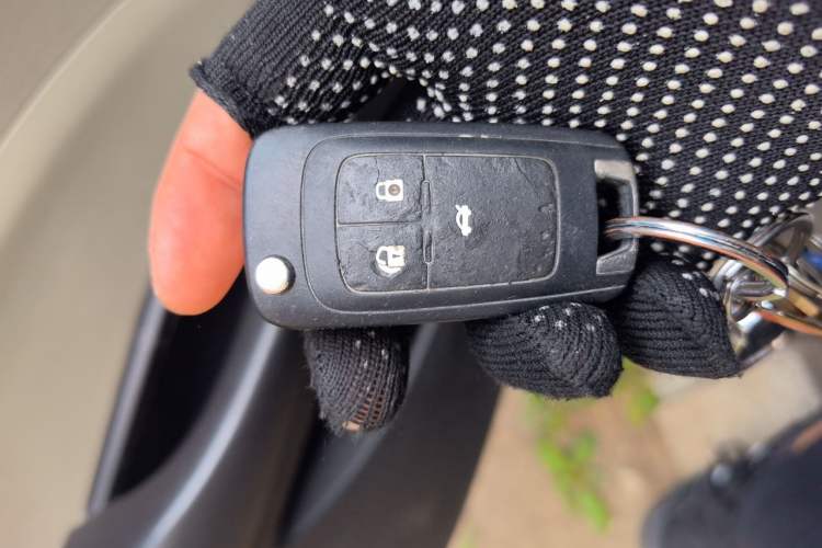 Used Buick GT 2016 15N Automatic Elite Edition Vehicle Key