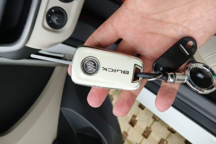 Used Buick GT 2016 15N Automatic Elite Edition Vehicle Key