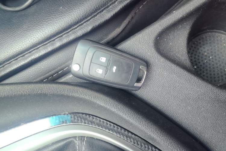 Used Buick GT 2016 15N Automatic Luxury Edition Vehicle Key