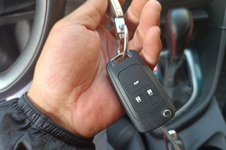 Used Buick GT 2016 15N Automatic Luxury Edition Vehicle Key