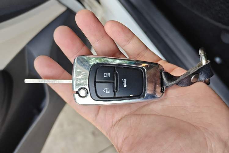 Used Buick GT 2016 15N Automatic Elite Edition Vehicle Key